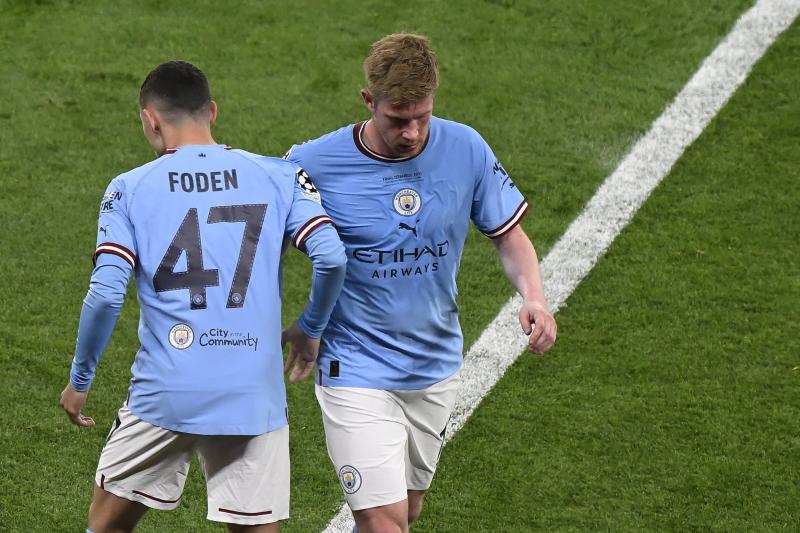 Kevin De Bruyne sintió molestias físicas y fue reemplazado en la UEFA Champions League - AFP
