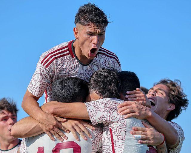 Benjamín Galdames se coronó como subcampeón del torneo Esperanza de Toulon (Foto: Instagram)