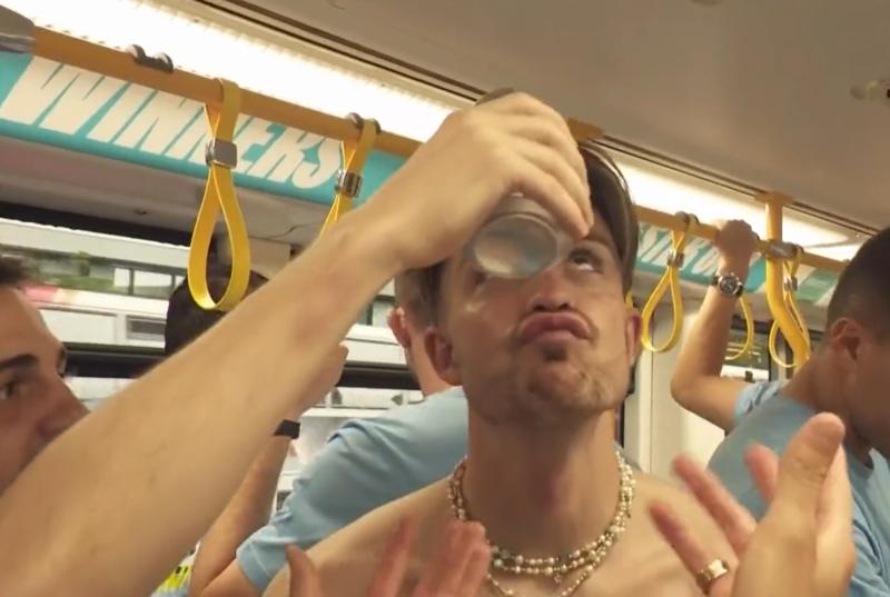 Jack Grealish no para de festejar la UEFA Champions League junto a Manchester City. Imagen: Pantallazo.