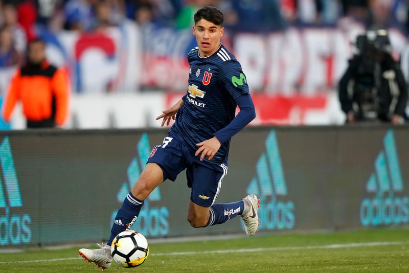 Jorge Valdivia quiere ver a Ángelo Araos en Colo Colo. Crédito: Photosport.