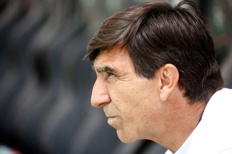 Gustavo Costas liquidó al fútbol boliviano antes del amistoso con la Roja. Crédito: Photosport.