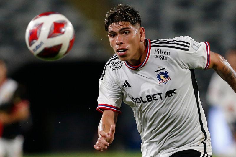Colo Colo masculino protagonizará el partido de fondo en el estadio Monumental. Imagen: Photosport.