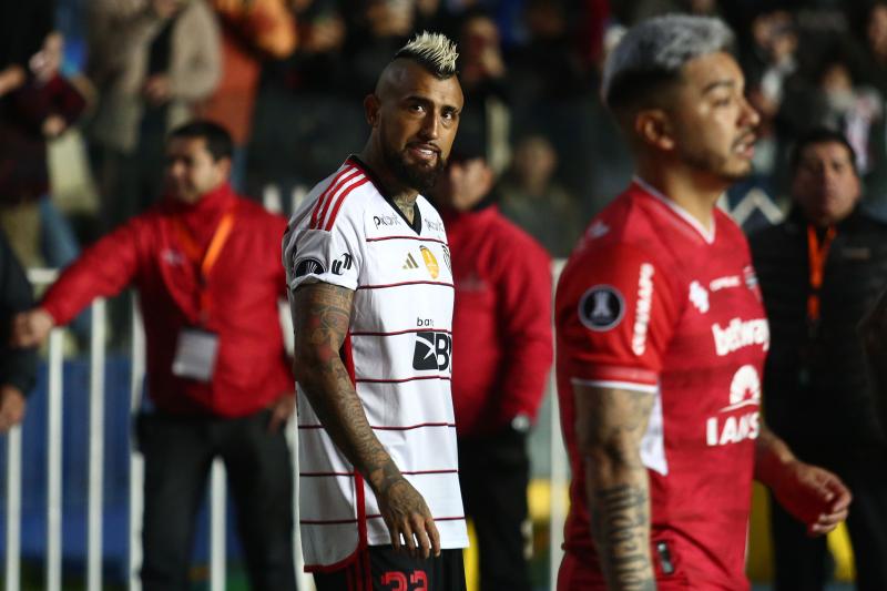Arturo Vidal recibió duras críticas desde Brasil - Photosport