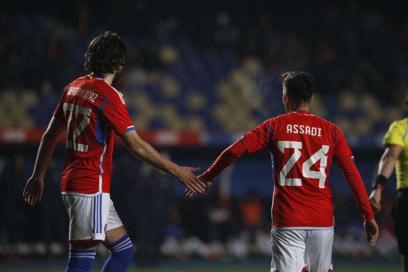 Lucas Assadi reemplazó a Javier Altarmirano en el amistoso de Chile frente a Cuba.