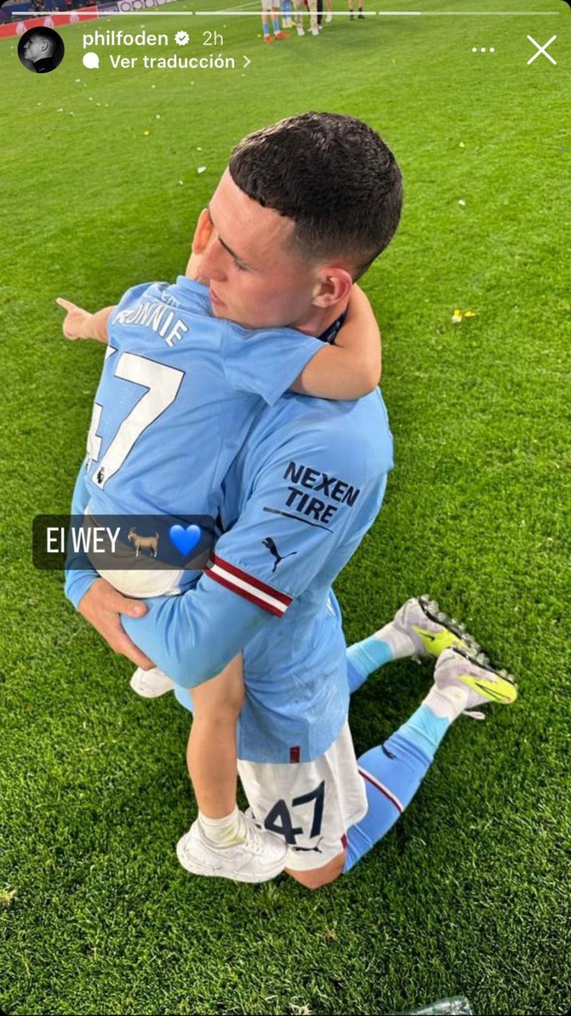 Phill Foden refiriéndose a su hijo como "El wey" a través de Instagram.