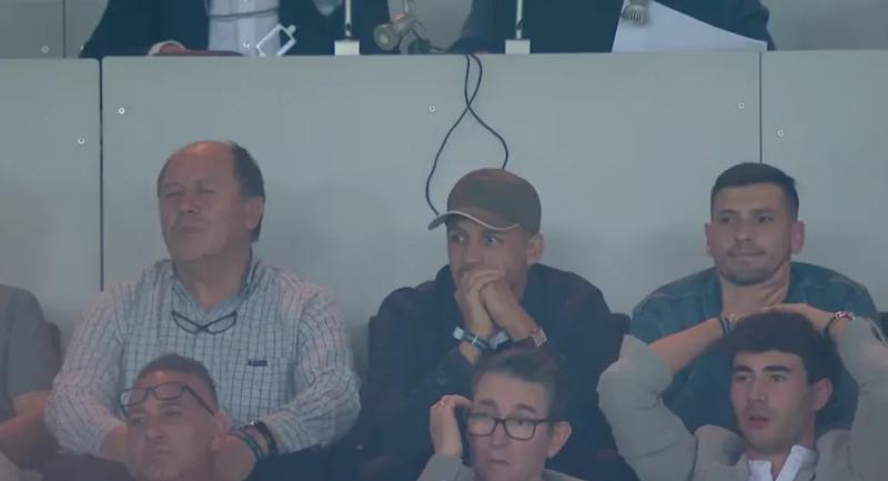 Alexis Sánchez presenció el duelo entre Juventus y Udinese.