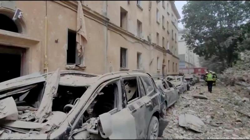 El alcalde Andriy Sadovyi dijo que el ataque era el mayor contra una infraestructura civil de Leópolis desde el inicio de la invasión rusa.