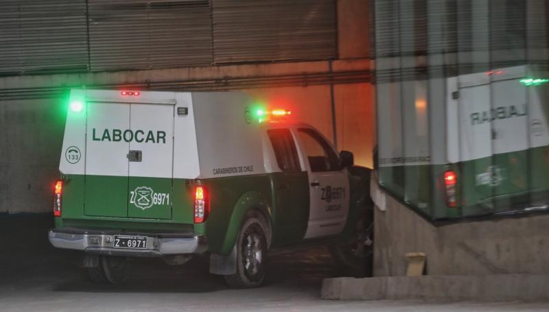 Agencia Uno - Carabineros llega a ministerio de Desarrollo Social tras robo