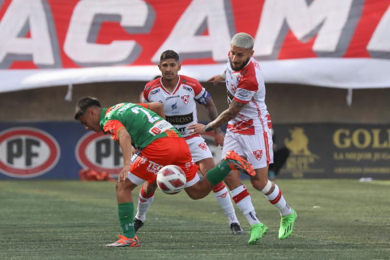 Cobresal derrotó a Deportes Copiapó para mantenerse en lo más alto de la tabla - Agencia UNO