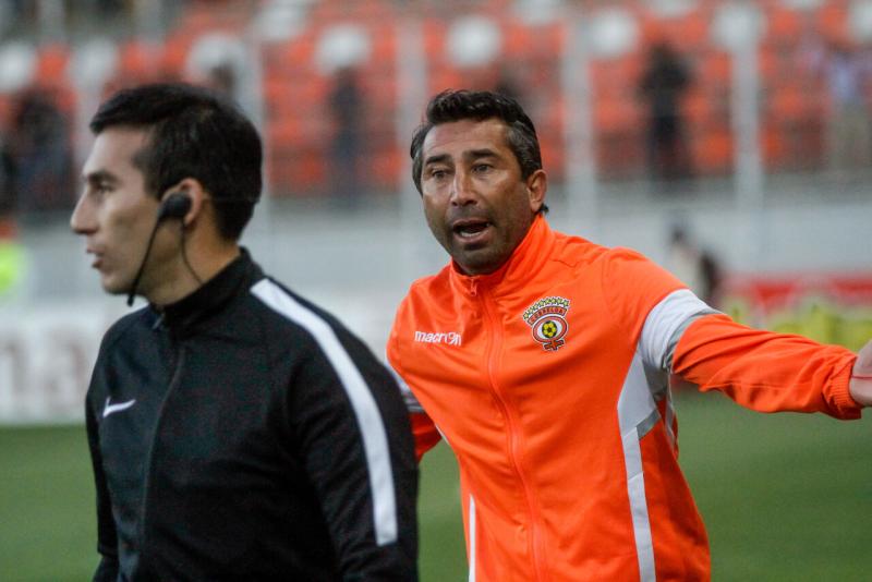 Rodrigo Pérez dirigió al nuevo refuerzo de Colo Colo en 2018. Crédito: Agencia Uno.