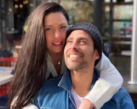 Daniela Aránguiz junto a Jorge Valdivia (Instagram)