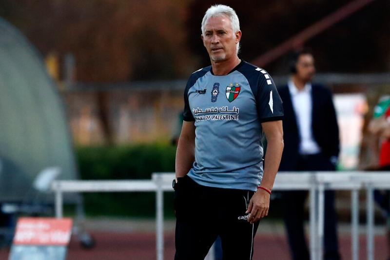 Ivo Basay busca volver a dirigir en el fútbol chileno. Crédito: Photosport.