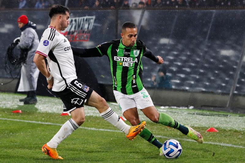 Colo Colo visita a América MG por la Copa Sudamericana 2023. Crédito: Photosport.