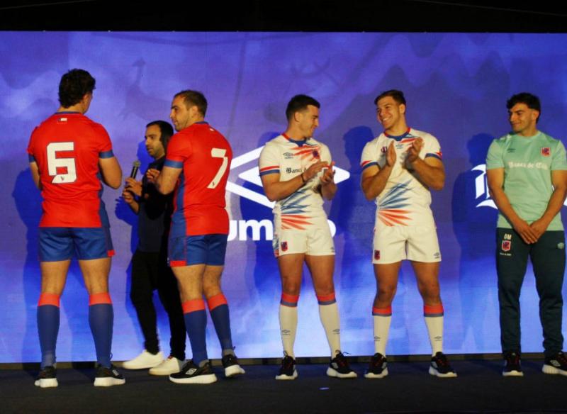 Los Cóndores presentaron su nueva camiseta para el Mundial Francia 2023 - Prensa Chile Rugby