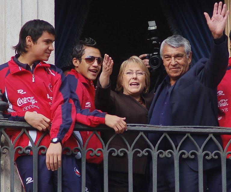 AFP - Sulantay en La Moneda tras el tercer lugar de La Roja Sub 20 en Canadá