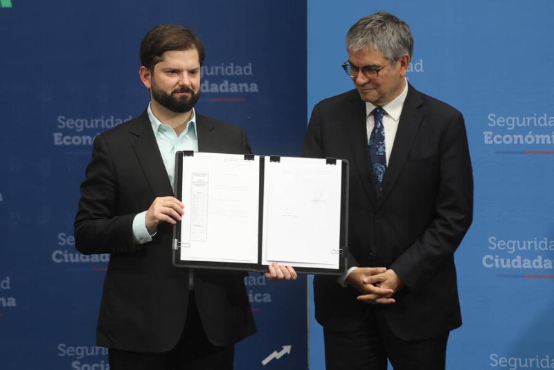 Agencia Uno - Presidente, Gabriel Boric y ministro Mario Marcel