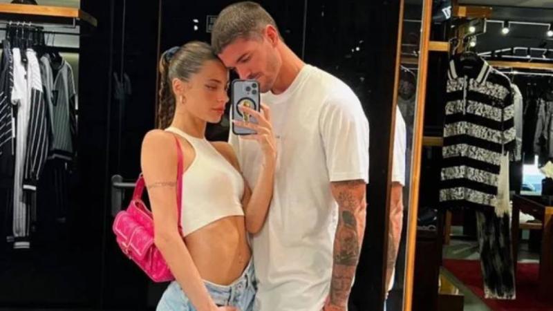 Rodrigo de Paul le habría pedido matrimonio a Tini Stroessel.