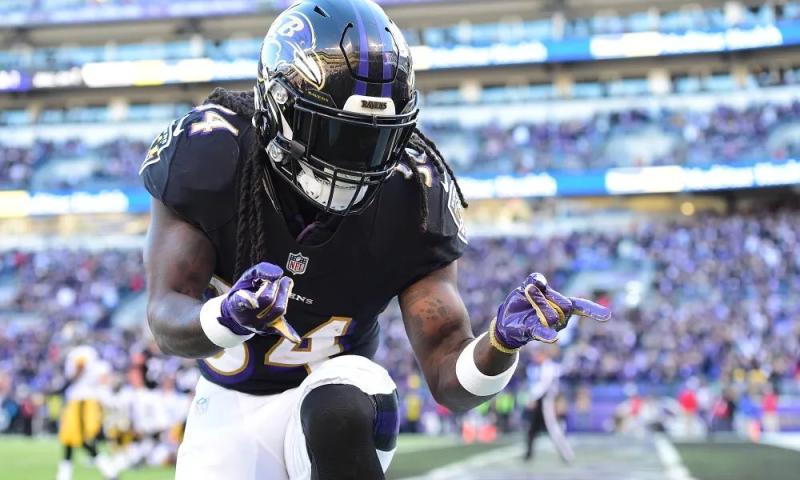 La NFL está de luto por la muerte de Alex Collins / Foto: @LIVERevenNation