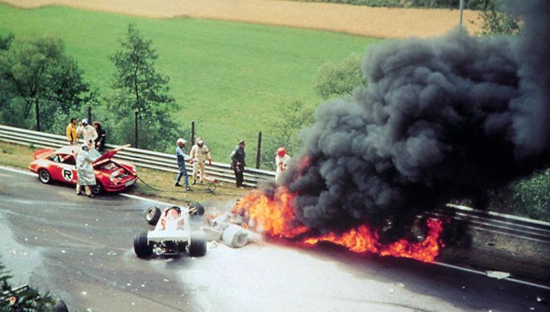 El 1 de agosto de 1976 Niki Lauda podría haber perdido la vida.