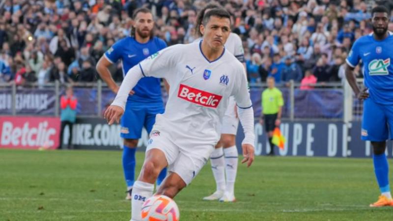 Alexis Sánchez tiene hasta el 31 de agosto para sellar su nuevo destino - Créditos: Archivo