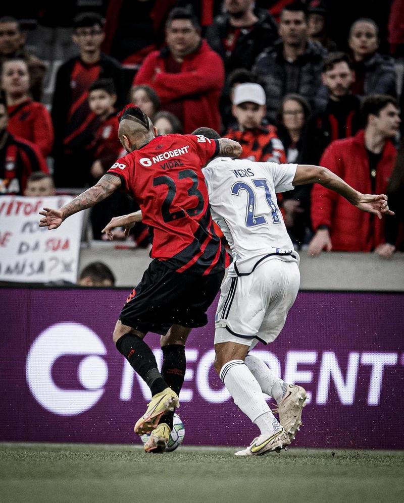 Arturo Vidal había marcado su primer gol por Athletico Paranaense. Imagen: Instagram.