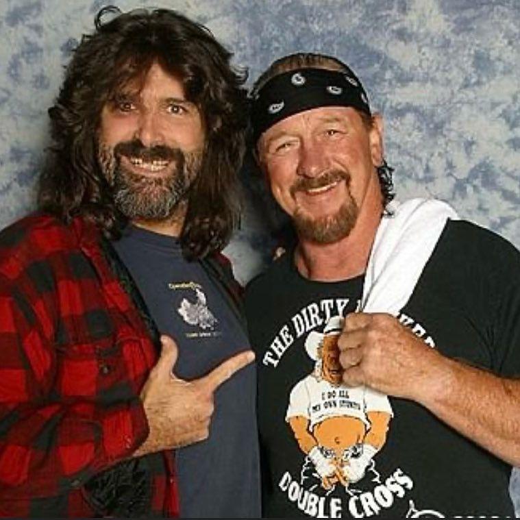 Mick Foley despidió al histórico Terry Funk. Imagen: Instagram.