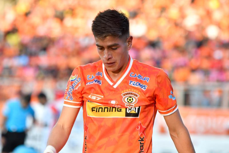 David Escalante apuntó a Axl Ríos en la derrota de Cobreloa hace un año - Créditos: Agencia UNO