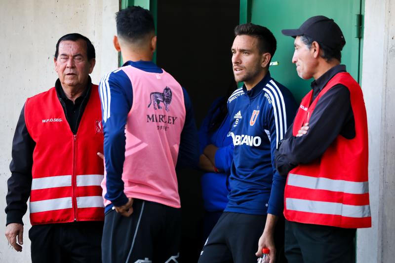 Matías Zaldivia se salvó de una sanción en la U - Créditos: Agencia UNO