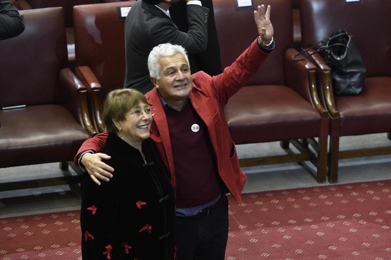 Agencia Uno - La expresidenta Michelle Bachelet se mostró entusiasmada.