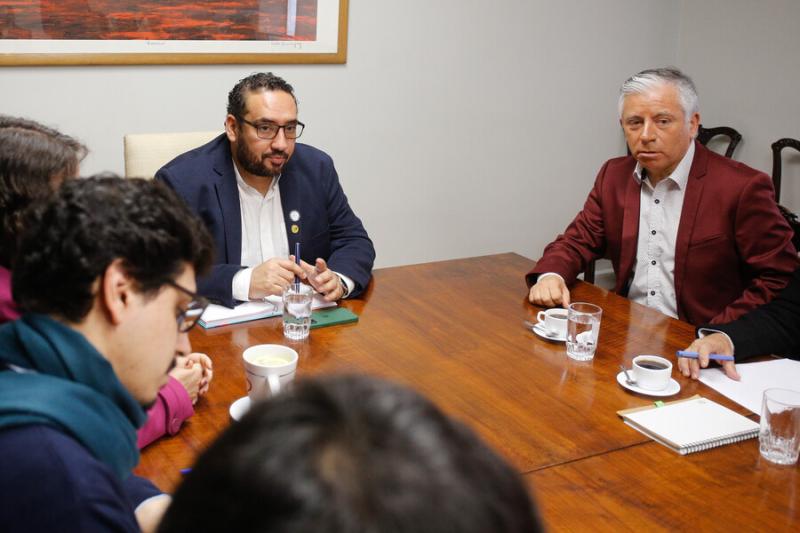 Agencia Uno - Reunión Ministro Cataldo y Colegio de Profesores por paro