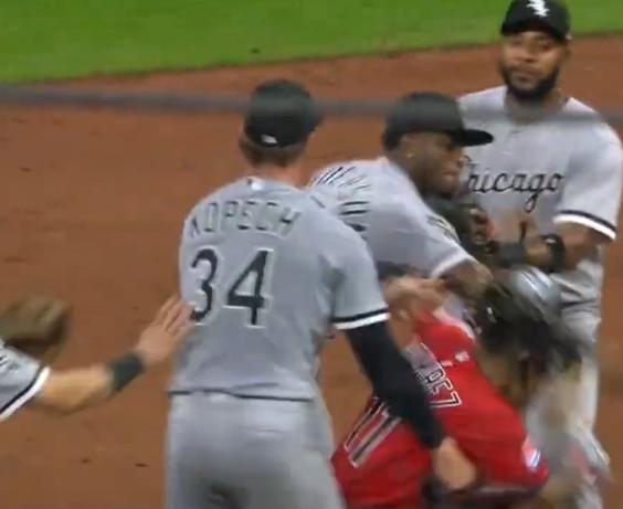 Escándalo en la MLB tras una violenta pelea - ESPN (Captura)