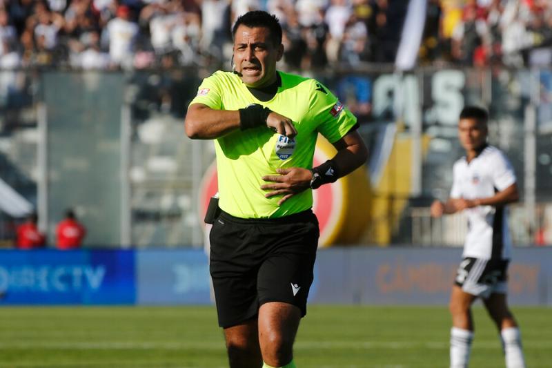 Cindy Nahuelcoy y Loreto Toloza realizaron grave acusación contra Julio Bascuñán. Crédito: Photosport.