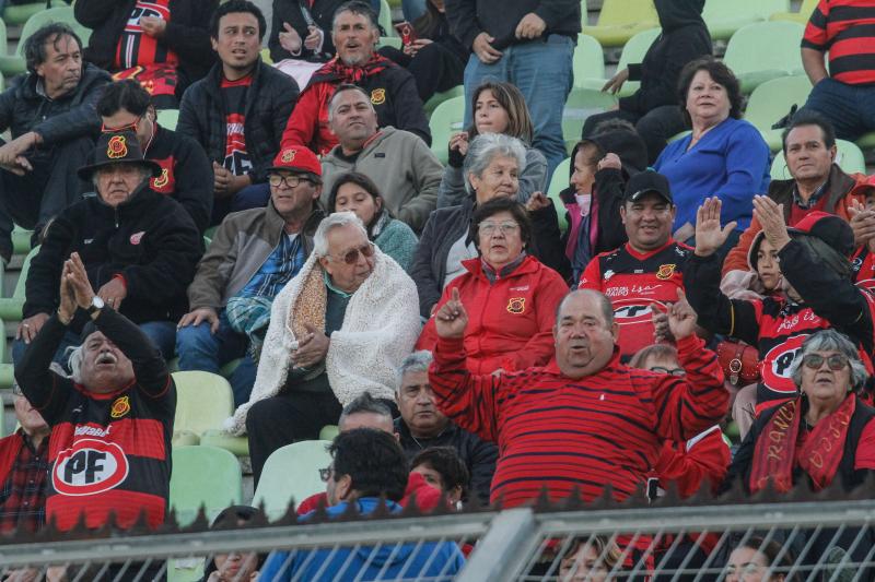 Los hinchas de Rangers celebraron un triunfo después de cuatro fechas - Créditos: Photosport
