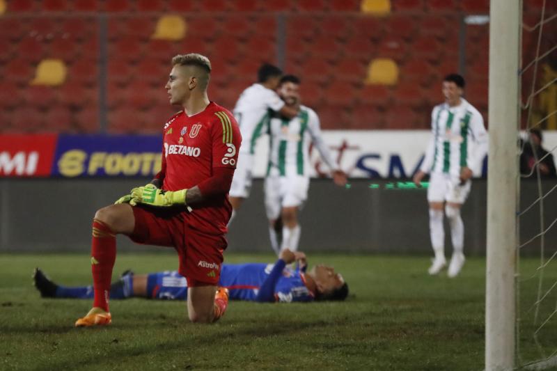 Cristóbal Campos fue uno de los puntos más bajos de la derrota de la U ante O'Higgins. (Photosport)