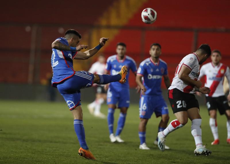 Matías Zaldivia se perderá el Superclásico por acumulación de tarjetas amarillas - Photosport