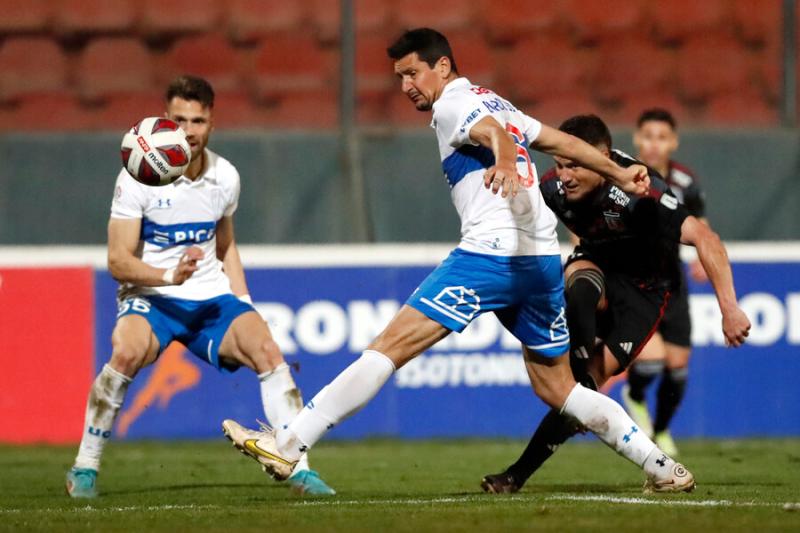 Juan Tagle se manifestó tras el empate entre la UC y Colo Colo. Crédito: Photosport.