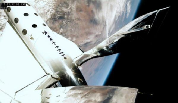 Virgin Galactic Primer Vuelo Comercial Al Espacio Fue Todo Un éxito T13 9054