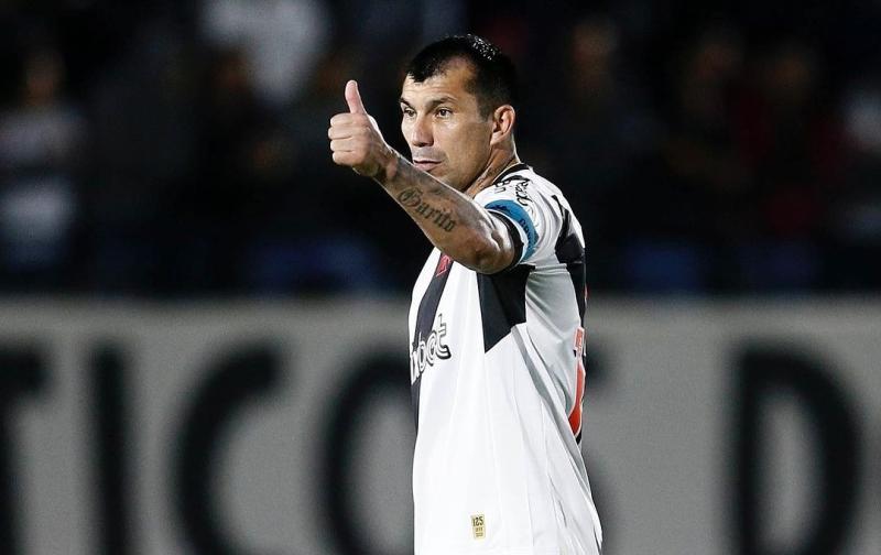 Gary Medel es figura en el Vasco da Gama - Crédito: Instagram