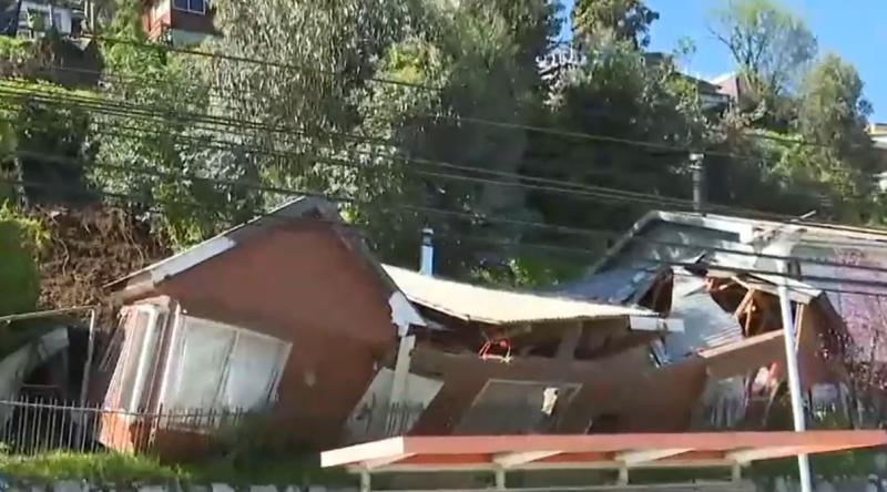 T13 - Derrumbe de casa en Tomé