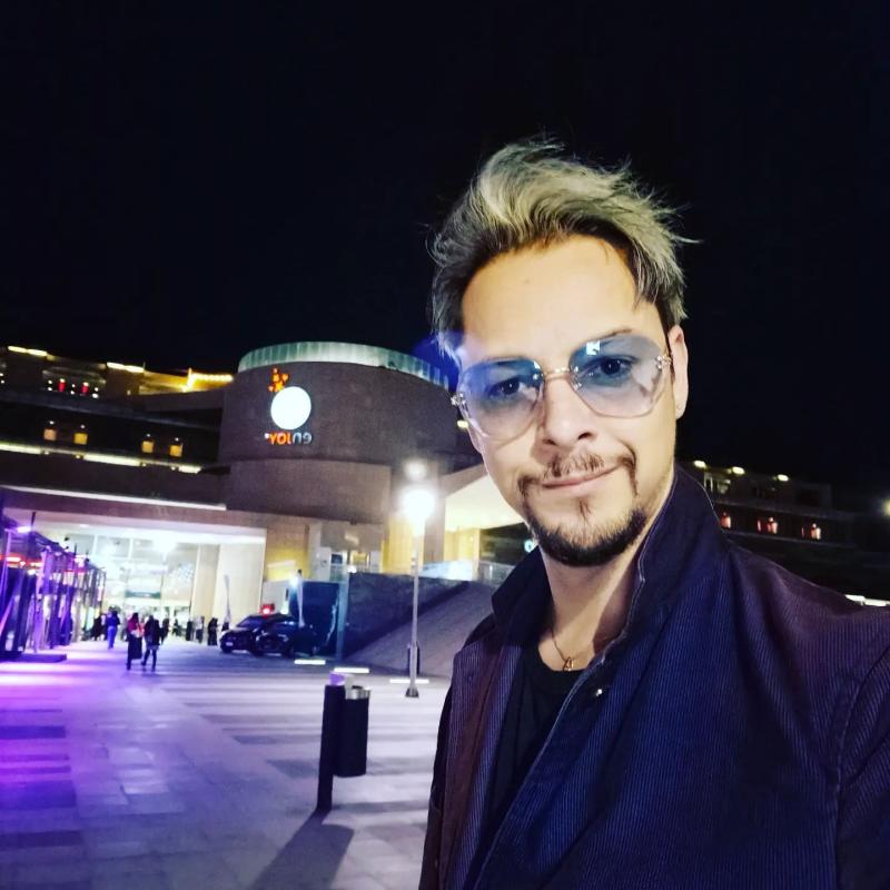 Instagram - Sebastián Longhi