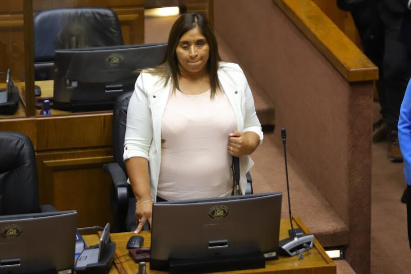 Agencia Uno - Senadora Fabiola Campillai