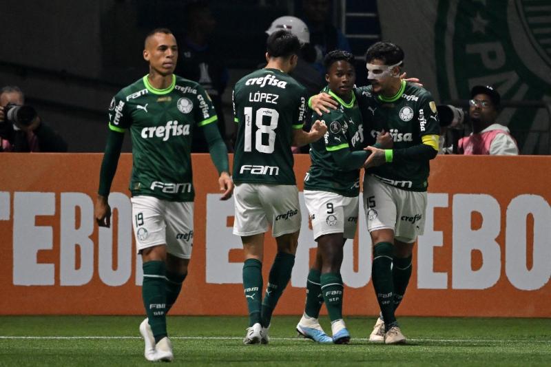 El 41,8% de negros del fútbol de Brasil sufrió racismo, según informe