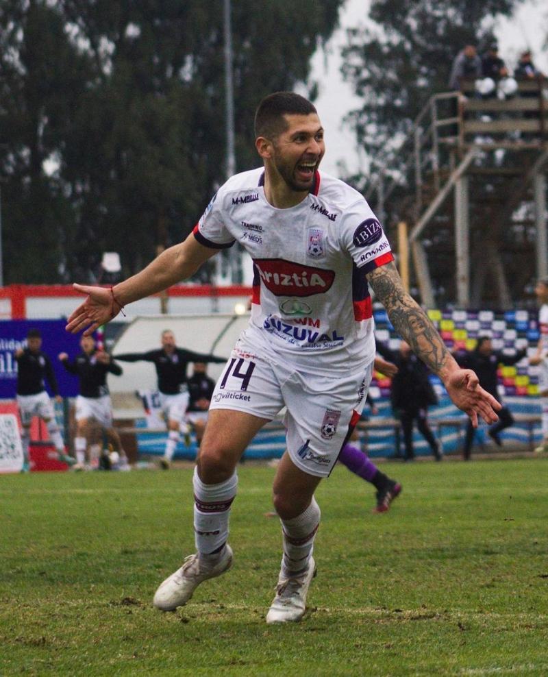 Bryan Taiva, el goleador de Deportes Melipilla - Créditos: Instagram