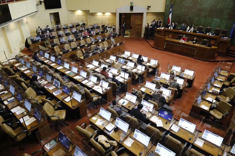 Agencia Uno - Cámara de Diputados puede decretar feriados en Antofagasta y Coquimbo