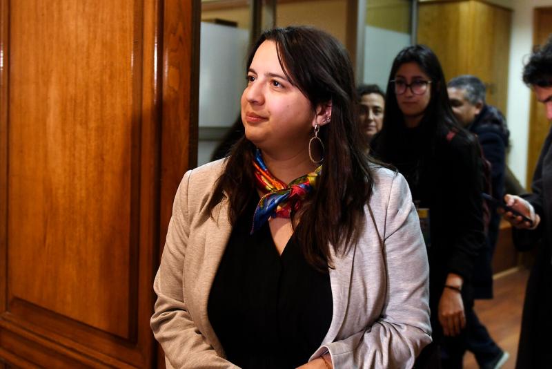 Agencia Uno - Javiera Martínez es respaldada por el ministro Mario Marcel tras presentación de Ley de Presupuesto 2024