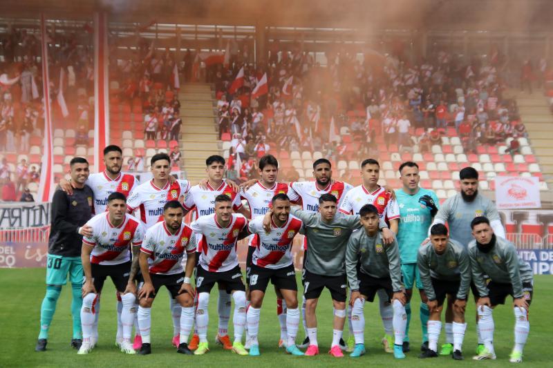 Curicó Unido se quedó sin DT en medio de la lucha por la permanencia en Primera División - Crédito: Agencia UNO