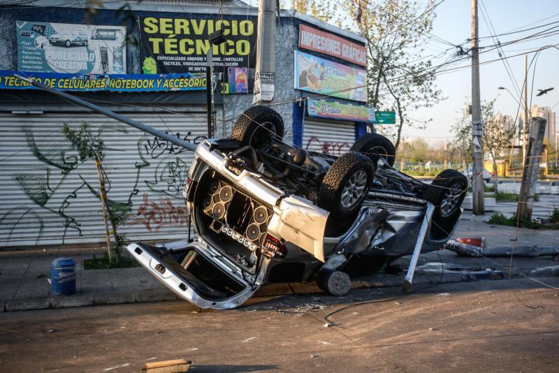 Agencia Uno - Volcamiento de Auto