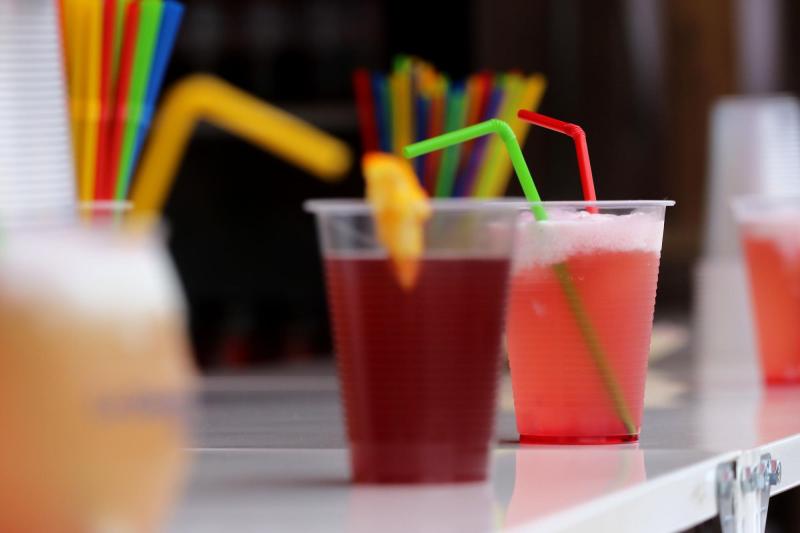 Terremotos en fondas - Agencia Uno