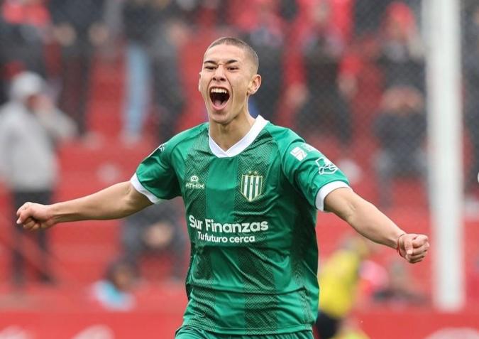 La emoción de Gerónimo Rivera por su primer gol como profesional - Créditos: Instagram