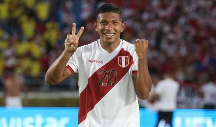 Edison Flores tampoco entrará en la nómina de Perú para el duelo con Chile.